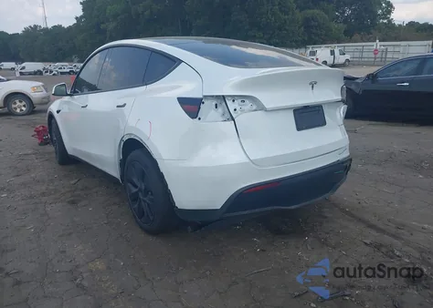 2025 Tesla Model Y Long Range Dual Motor All-Wheel Drive из США, поврежденный, VIN 7SAYGDEE0SA370590